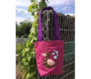 Stickdatei - zARTbesaitet - Schwimmbärin